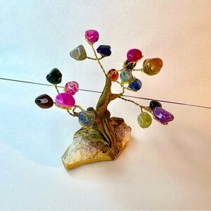 Multicolor Dyed Agate on Amethyst Cluster Gemstone Tree NWOT One of a Kind